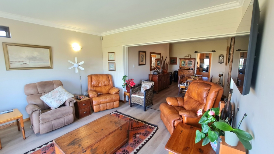 3 Bedroom Property for Sale in Upper Robberg Western Cape